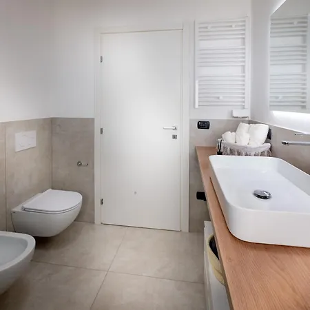 Apartment Vip Bright Experience Free Parking Fano